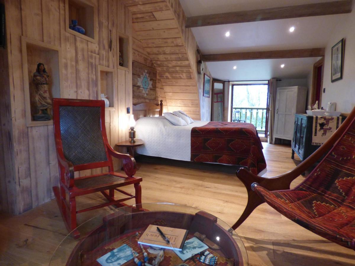 Guiscriff Chambre D'Hote Atypique "West Little Ranch" Chambre Amerindienne Bed & Breakfast エクステリア 写真