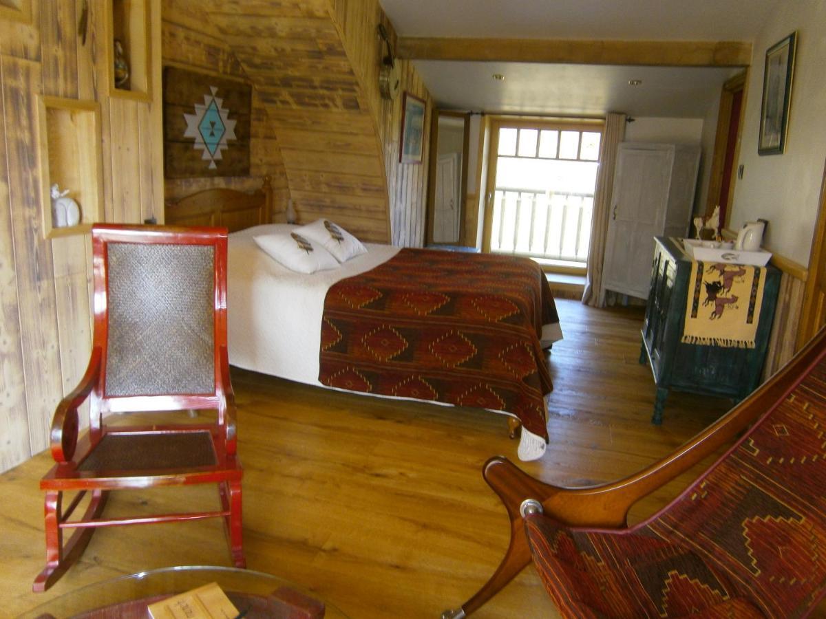 Chambre D'Hote Atypique "West Little Ranch" Chambre Amerindienne Guiscriff エクステリア 写真