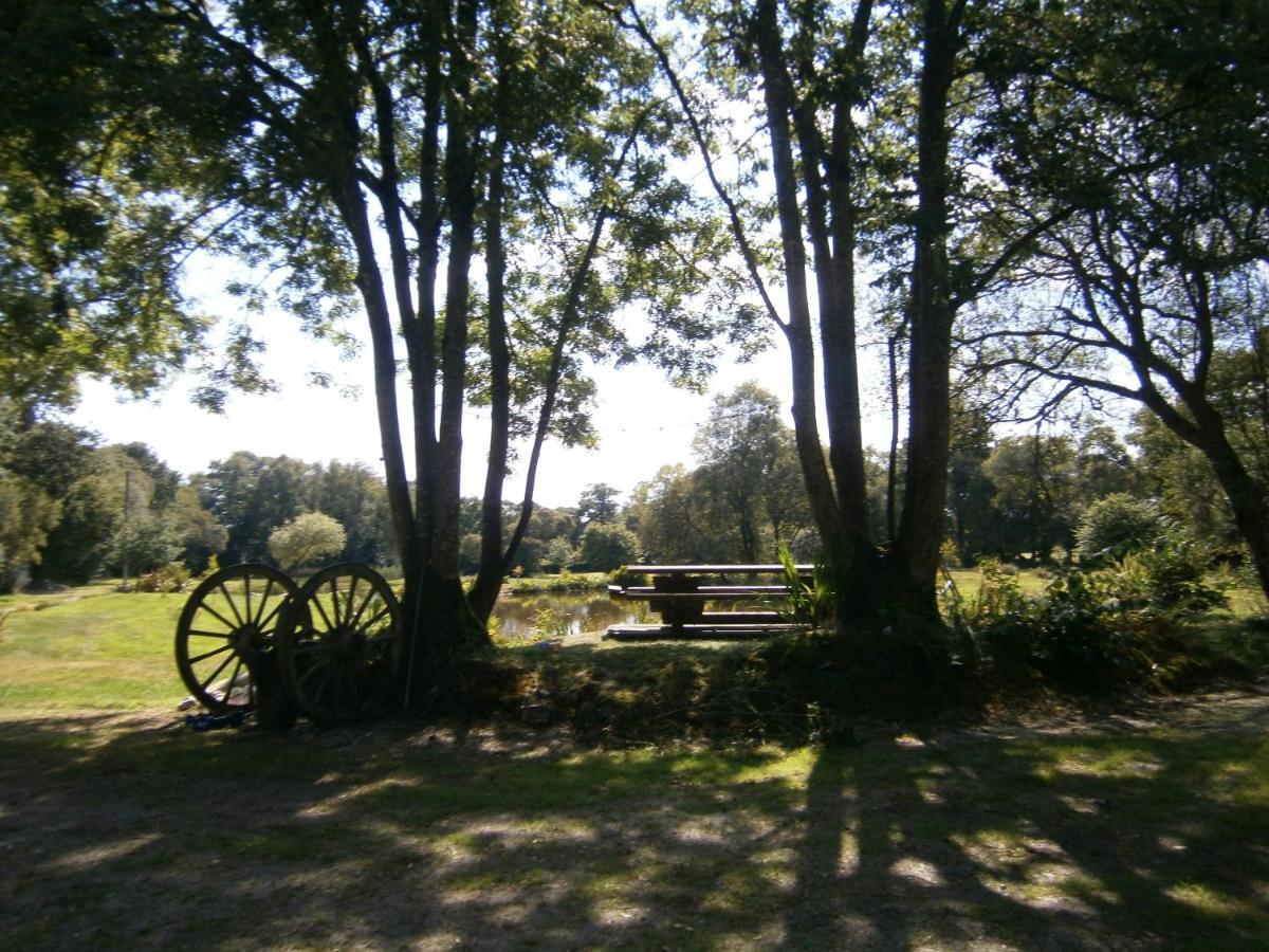 Guiscriff Chambre D'Hote Atypique "West Little Ranch" Chambre Amerindienne Bed & Breakfast エクステリア 写真